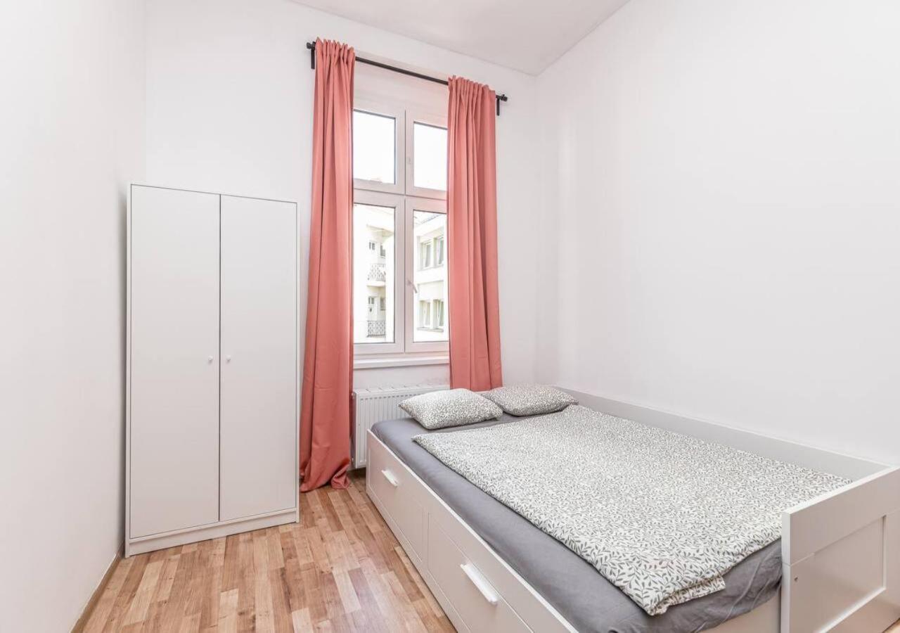 Elegance Apartments Prag Exterior foto